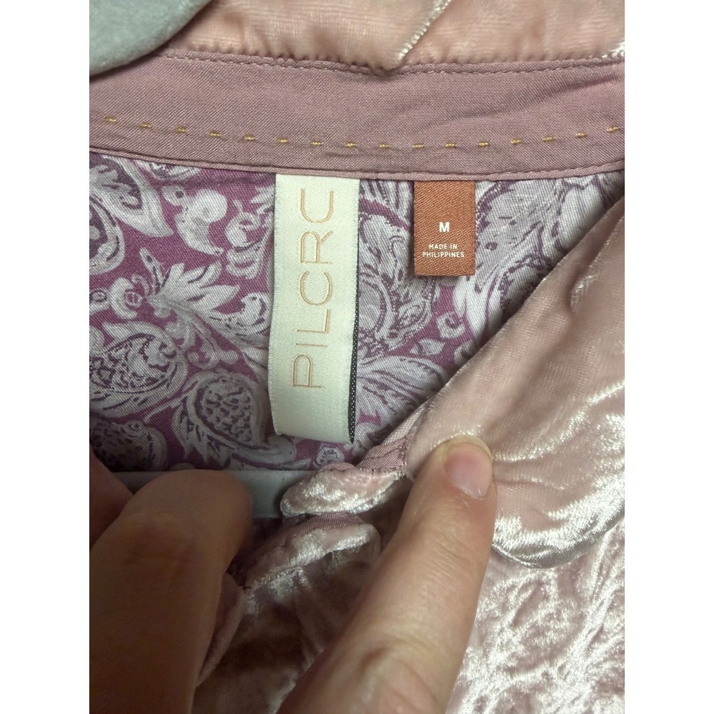 Pilcro Anthropologie Velvet Crushed Button Up Top Women's M Pink Long Sleeve - Picture 6 of 6